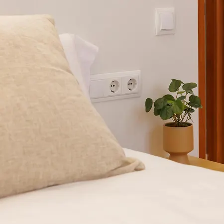 Bravissimo Catedral, With Monumental Views 아파트 *