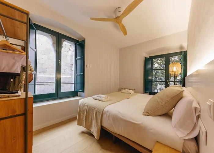 Bravissimo Catedral, With Monumental Views Girona